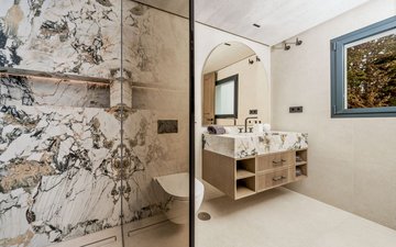 Property slide 19