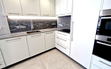 Property slide 25