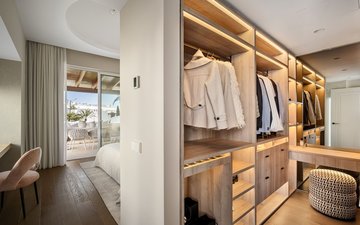 Property slide 10