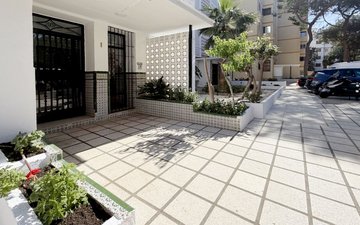 Property slide 24