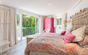 Property slide 15
