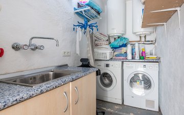 Property slide 25