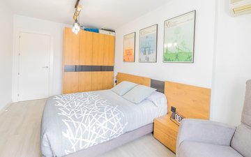 Property slide 16
