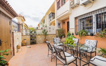 Property slide 25