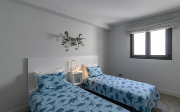 Property slide 19