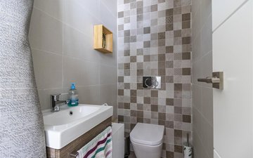 Property slide 30