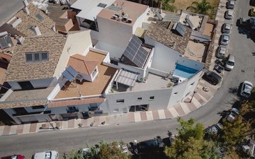Property slide 35