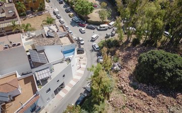 Property slide 39