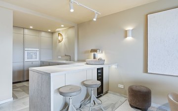 Property slide 21