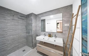 Property slide 19