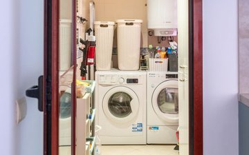 Property slide 16