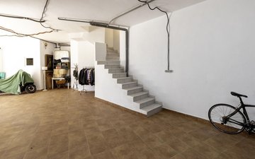 Property slide 33