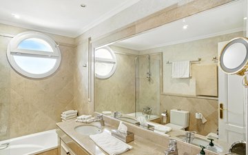 Property slide 21