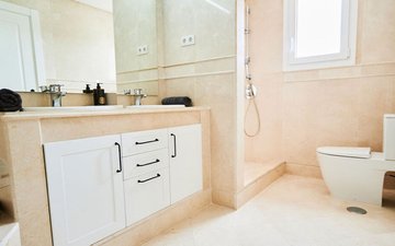 Property slide 15