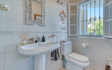 Property slide 19