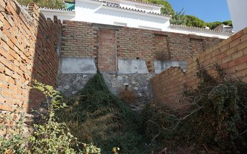 Property slide 21