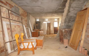 Property slide 4