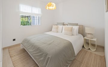 Property slide 25