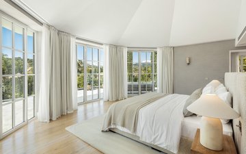 Property slide 20