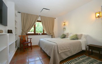 Property slide 25