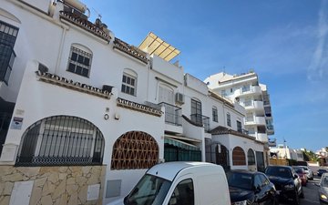 Property slide 40