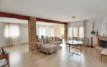 Property slide 10
