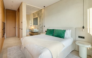 Property slide 22