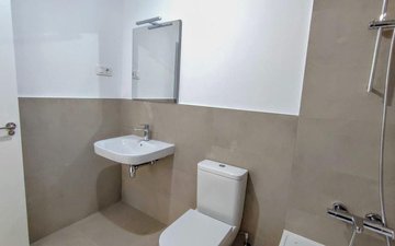 Property slide 33