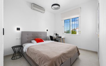 Property slide 31