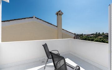 Property slide 40