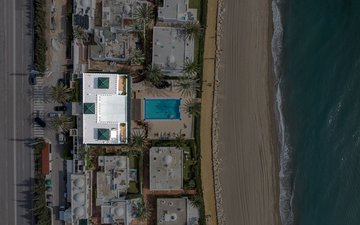 Property slide 24