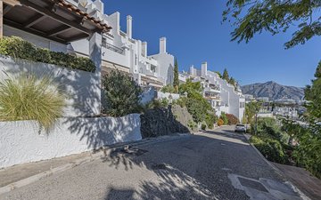 Property slide 25