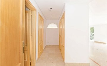 Property slide 32