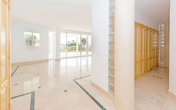 Property slide 40