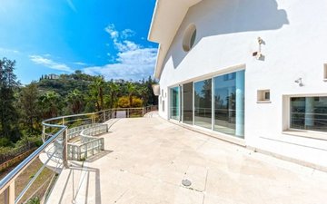 Property slide 61