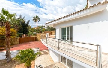 Property slide 64