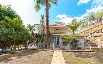 Property slide 71