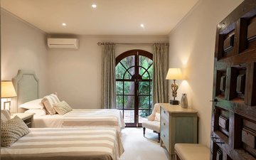 Property slide 25