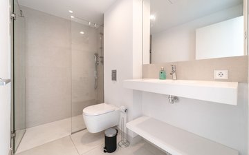 Property slide 20