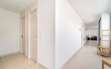 Property slide 25