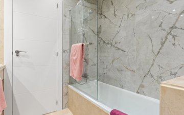 Property slide 17