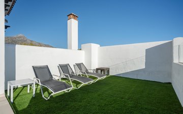 Property slide 25
