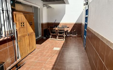 Property slide 10