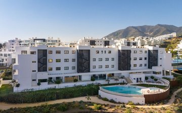 Property slide 18