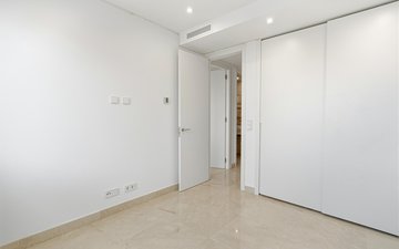 Property slide 25