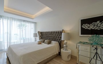 Property slide 10