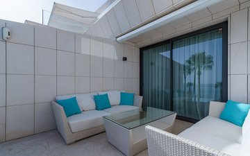 Property slide 18