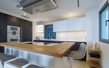 Property slide 38