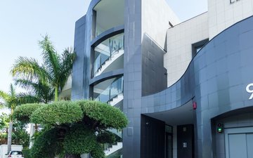 Property slide 50