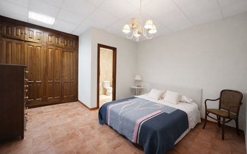 Property slide 22
